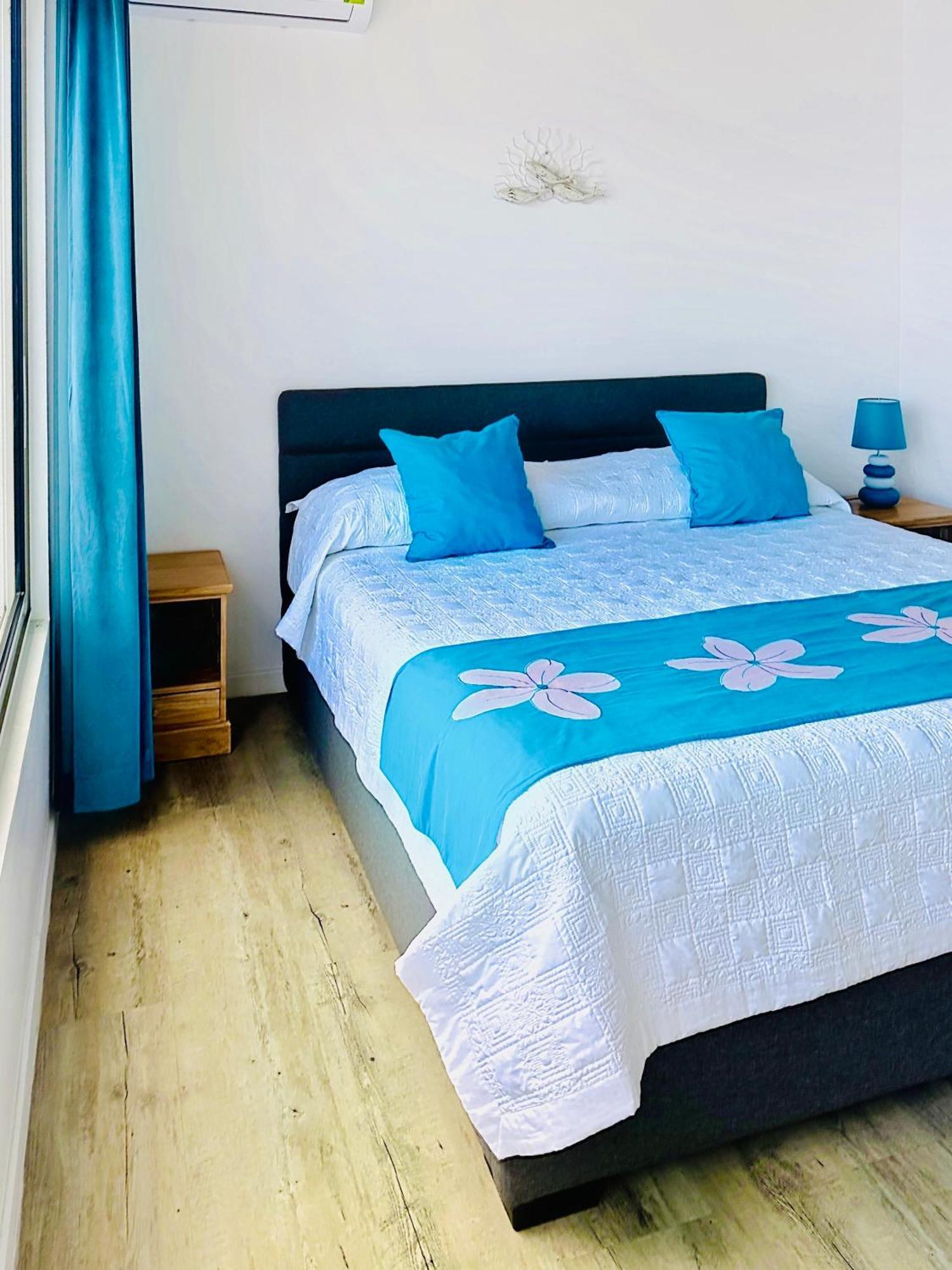 Pension Irivai, Appartement Uo Uo 3 Chambres Vue Mer 우투로아 외부 사진